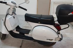 Vespa 125 PX E