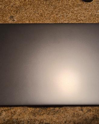 LENOVO IdeaPad Slim 3 (15IAH8)