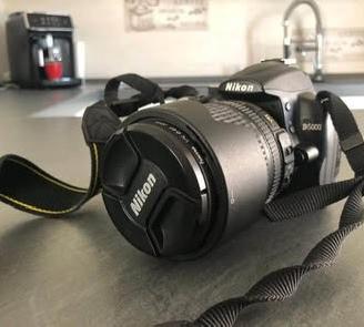 Fotocamera Nikon D5000l e Flash Nikon SB800