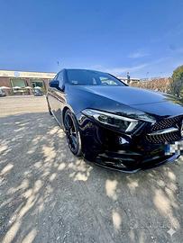 MERCEDES CLASSE A 180 d OK NEOPATENTATI