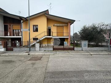 CASA INDIPENDENTE A CREMONA