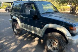 MITSUBISHI Pajero 3.5 V6 1995