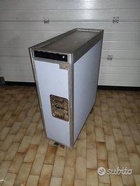 Carrello bar hostess volo aereo giubbotto life