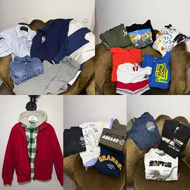 Box lotto di almeno 50 pezzi  bambino 8/13 anni