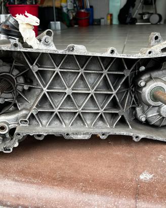 Blocco motore scooter piaggio NRG