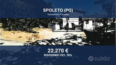 Immobile in asta di 107 m² con box auto a Spoleto