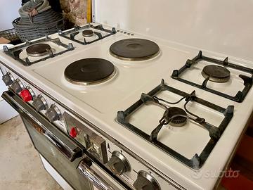 Cucina a gas vintage - Indesit
