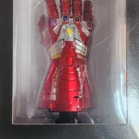 guanto marvel 