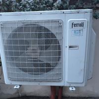 unità esterna  aria condizionata FERROLI usato