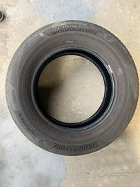 Gomme 215/65/r16