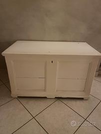 Cassapanca in legno bianca – stile shabby chic
