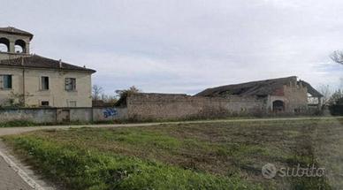 Immobile in asta di 1097 m² con 2 locali a Fara Ge