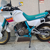 Honda nx 650 dominator