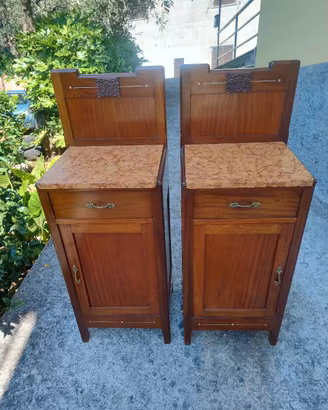 comodini vecchi