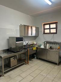 Lotto Laboratorio Birrificio Cucina  industriale