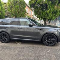 Cerchi originali Range Rover 22 + Pirelli Scorpion