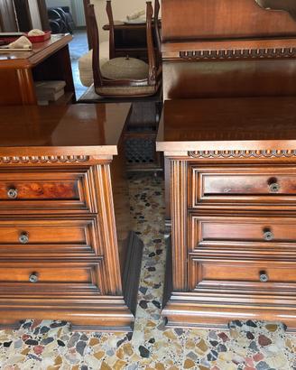 set 2 comodini in legno