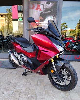 Honda Forza 750 01/22