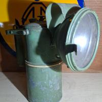 Lampada ad acetilene, carburo, militare.