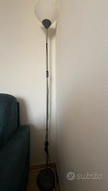 Piantana IKEA