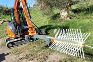 Pettine/abbacchiatore olive miniescavatore