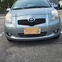 Privato vende Toyota Yaris