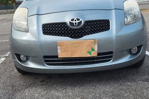 Privato vende Toyota Yaris
