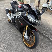 Aprilia RSV4 - 2011