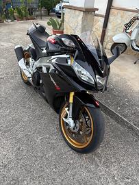 Aprilia RSV4 - 2011