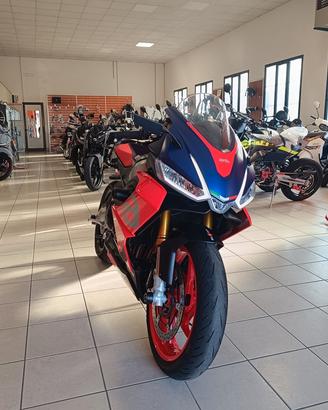 Aprilia RS 660 DEPOTENZIATA A LIBRETTO e ACCESSORI
