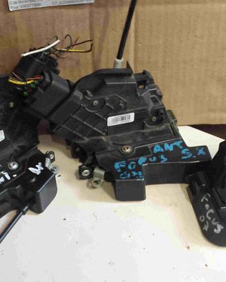 SERRATURA POSTERIORE DESTRA FORD Focus Berlina 3°