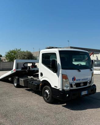 Carro Attrezzi Nissan NT400 35.15 Allestimento Spe