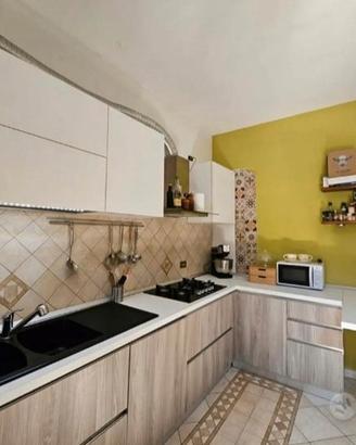 Cucina angolare con penisola + elettrodomestici 