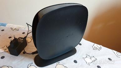 Router Belkin N300 in perfette condizioni operativ