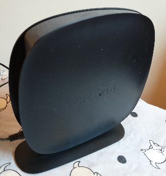Router Belkin N300 in perfette condizioni operativ