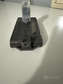 Batteria dyson v11 v12 v15 modello scatto e vite