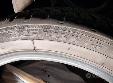 225/45 R 18 Toyo invernali