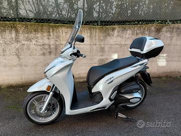  scooter SH 350 i  praticamente nuovo