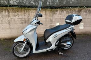  scooter SH 350 i  praticamente nuovo