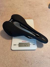Selle Italia SLR Boost Kit Carbon Superflow L3 NEW