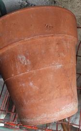 VASI IN TERRACOTTA PESANTE 