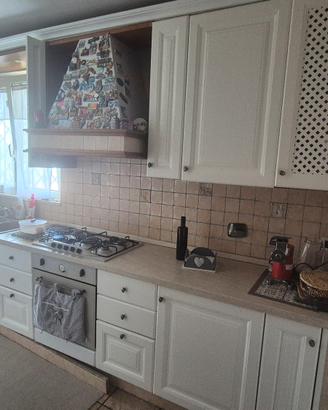 CUCINA IN LEGNO MASSELLO  BIANCA