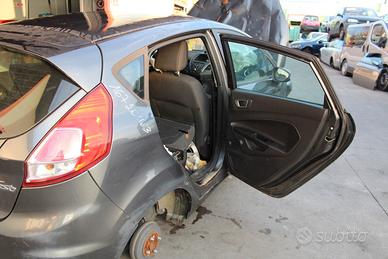 Motore Ford Fiesta STJC ,cc 1242 , 44,00 kw ,BENZI