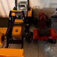 Trattorini a pedali Peg-Perego