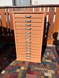 Mobile tipografia con cassetti