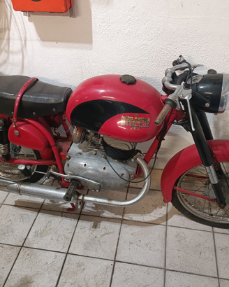 Moto d'epoca Bianchi Mendola