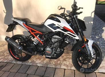 KTM Duke 125