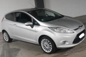 Ford Fiesta 1.4 TDCi 70CV 3 porte Titanium