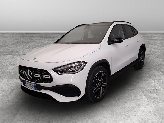 Mercedes GLA (H247) - GLA 250 e Plug-in h