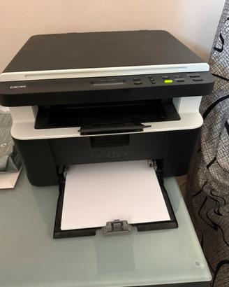 Stampante laser multifunzione Brother